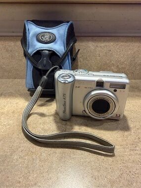 *PARTS ONLY* Canon PowerShot A75 Digital Camera Silver 3.2MP 3x Zoom Vintage Y2K